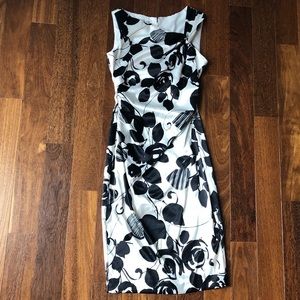 Host Pick! Black and white patterned dress